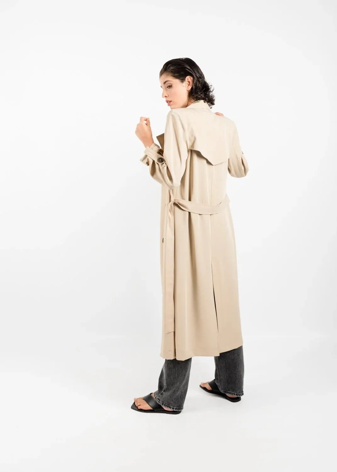 High Quality Cream Trench Coat with Belt and Button detail by Linu